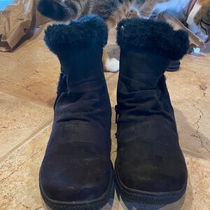 Women's Black Fur-Lined Boots